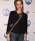 isabellucasfancom_publicappearances_025.jpg