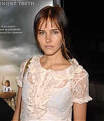 isabellucasfancom_publicappearances_038.jpg