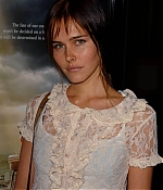 isabellucasfancom_publicappearances_049.jpg