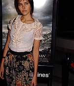 isabellucasfancom_publicappearances_056.jpg