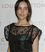 isabellucasfancom_publicappearances_004.jpg