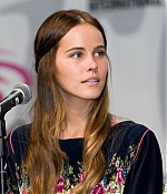 isabellucasfancom_publicappearances_001.jpg