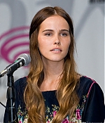 isabellucasfancom_publicappearances_003.jpg