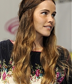 isabellucasfancom_publicappearances_024.jpg