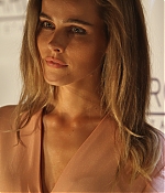 isabellucasfancom_publicappearances_033.jpg