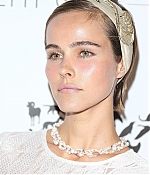 isabellucasfancom_publicappearances_017.jpg