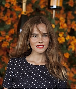 isabellucasfancom_publicappearances_013.jpg