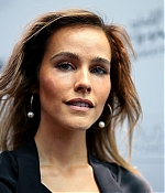 isabellucasfancom_publicappearances_014.jpg