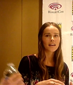 isabellucasfancom_screencaps_200.jpg