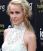 isabellucasfancom_younghollywoodawards_010.jpg