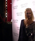 isabellucasfancom_screencaps_005.jpg