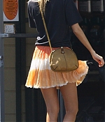 isabellucasfancom_candids_005.jpg