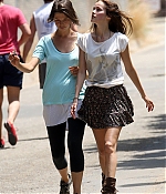 isabellucasfancom_candids_011.jpg