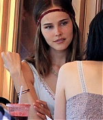 isabellucasfancom_candids_014.jpg