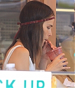 isabellucasfancom_candids_027.jpg