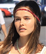 isabellucasfancom_candids_061.jpg