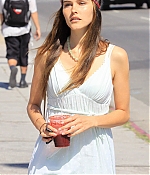 isabellucasfancom_candids_066.jpg