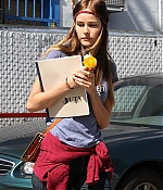 isabellucasfancom_candids_009.jpg