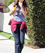 isabellucasfancom_candids_023.jpg