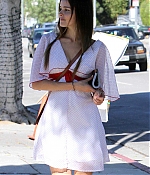 isabellucasfancom_candids_007.jpg