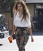 isabellucasfancom_candids_064.jpg