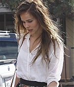 isabellucasfancom_candids_066.jpg