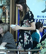 isabellucasfancom_candids_004.jpg