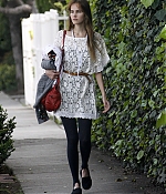 isabellucasfancom_candids_003.jpg