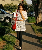 isabellucasfancom_candids_030.jpg