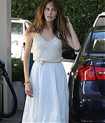 isabellucasfancom_candids_019.jpg