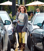 isabellucasfancom_candids_025.jpg