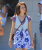 isabellucasfancom_candids_019.jpg