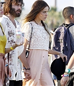 isabellucasfancom_candids_030.jpg