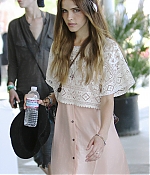 isabellucasfancom_candids_050.jpg