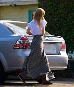 isabellucasfancom_candids_009.jpg