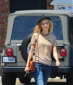 isabellucasfancom_candids_035.jpg