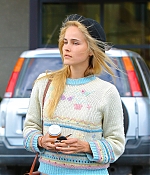 isabellucasfancom_candids_012.jpg