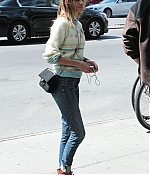 isabellucasfancom_candids_039.jpg