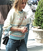 isabellucasfancom_candids_042.jpg