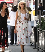 isabellucasfancom_candids_006.jpg