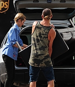 isabellucasfancom_candids_052.jpg