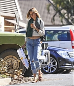 isabellucasfancom_candids_012.jpg