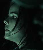 isabellucasfancom_daybreakers_screencaps_0037.jpg