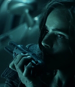 isabellucasfancom_daybreakers_screencaps_0077.jpg