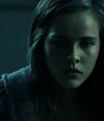 isabellucasfancom_daybreakers_screencaps_0090.jpg