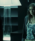 isabellucasfancom_daybreakers_screencaps_0122.jpg