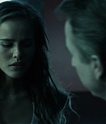 isabellucasfancom_daybreakers_screencaps_0125.jpg