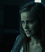 isabellucasfancom_daybreakers_screencaps_0129.jpg