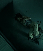 isabellucasfancom_daybreakers_screencaps_0209.jpg