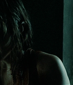 isabellucasfancom_daybreakers_screencaps_0229.jpg